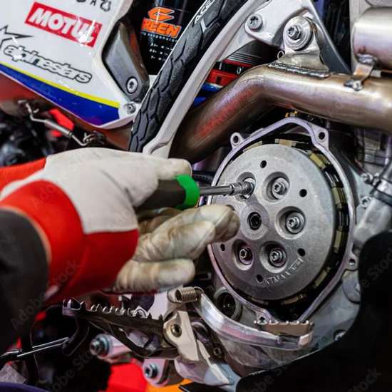 Anodisation des pièces de moto pour les pro